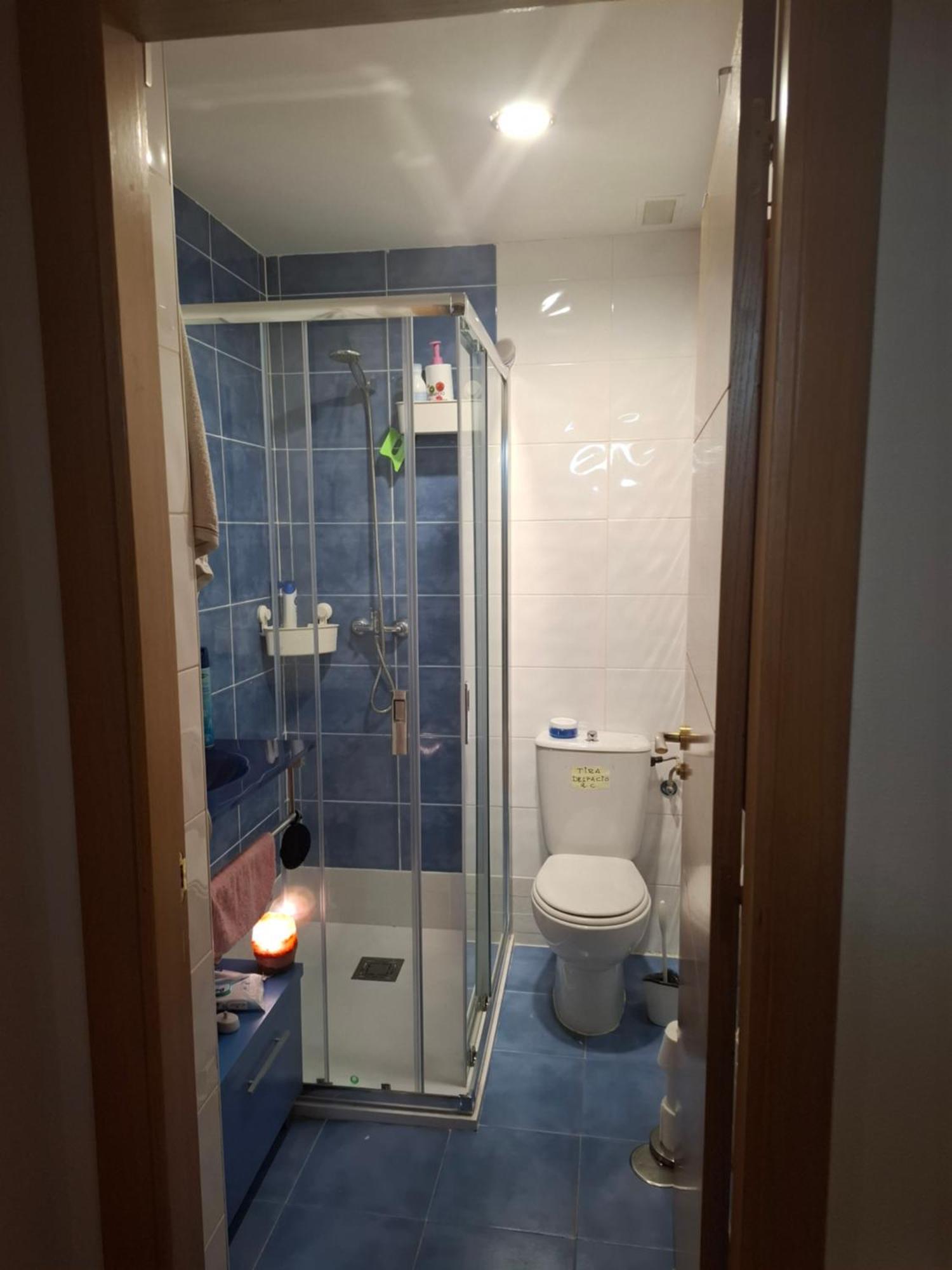 Habitaciones Individuales Wifi Tv Microondas Cerca Del Aeropuerto Madrid Habitacion Grande Wc Privado O Habitacion Pequena Wc Compartido Muy Tranquilas Bien Comunicadas Tren Metro Bus Facil Aparcamiento San Sebastian De Los Reyes Bagian luar foto
